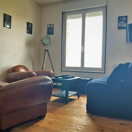 Aj - Solidaritee Apartment