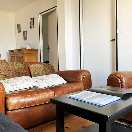 Aj - Solidaritee Apartment *