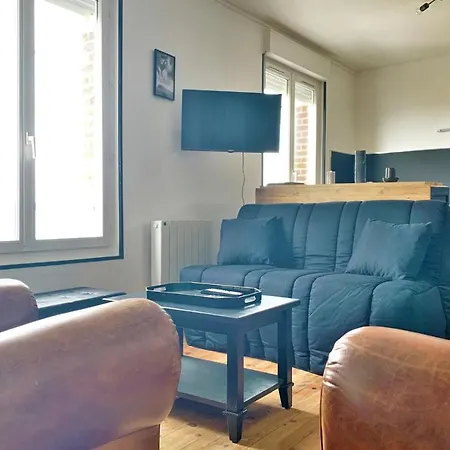 Aj - Solidaritee Apartment